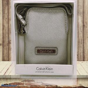 Calvin Klein Vintage Small CCard Wristlet